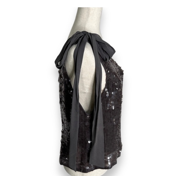 NWT Alice + Olivia Sequined Asymmetric One Shoulder Sequin Top Sz L - Picture 5 of 7